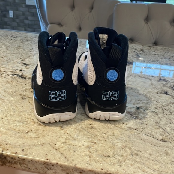 Jordan 9 retro - Picture 2 of 3
